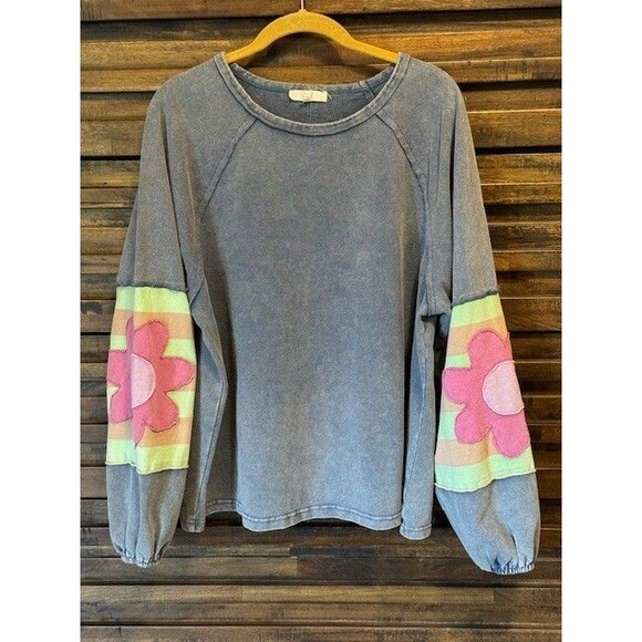 Easel Tops - Easel Flower Patch Pullover Boho CottageCore Sweatshirt SML Friends Forever